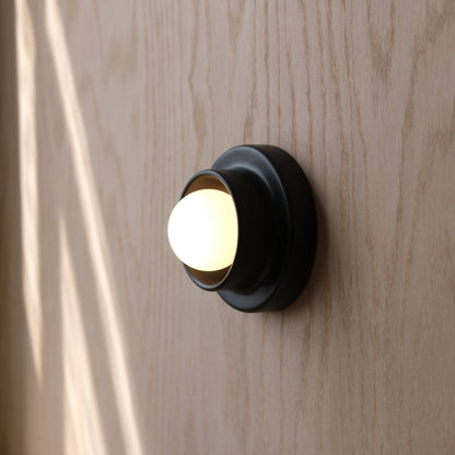 Q Sconce Lamp