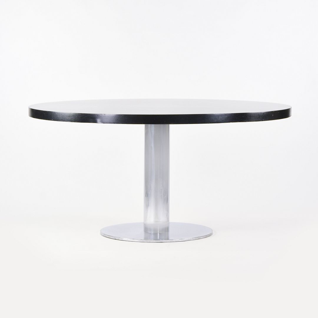 Round Pedestal Conference / Dining Table