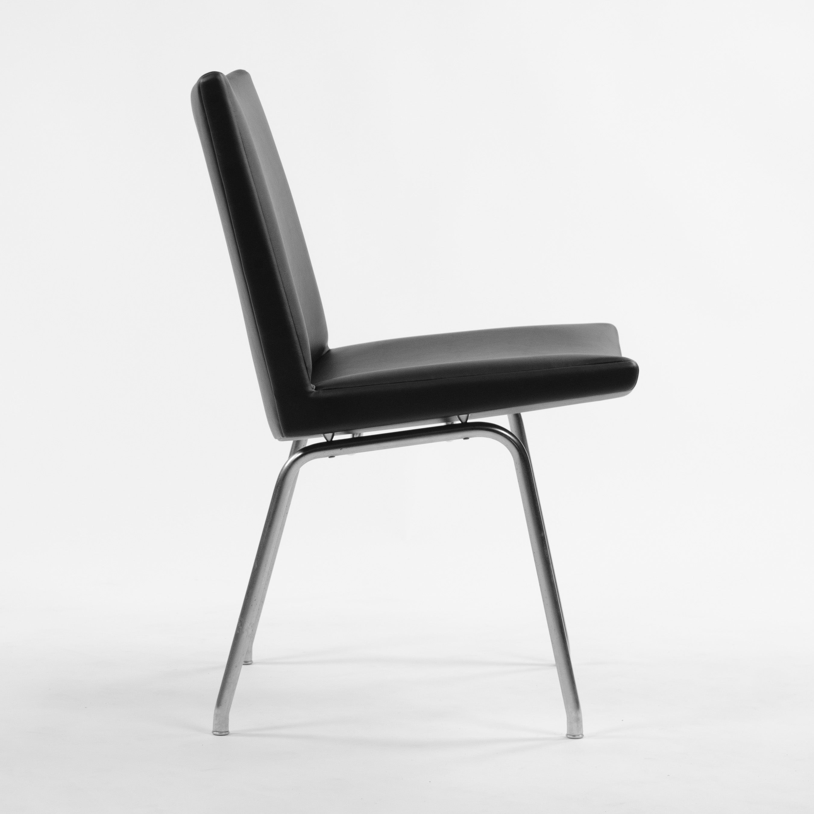 AP38 Airport Dining Chairs