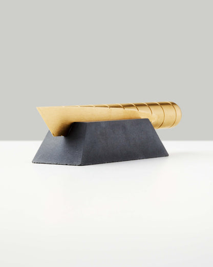 Desk Knife Plinth
