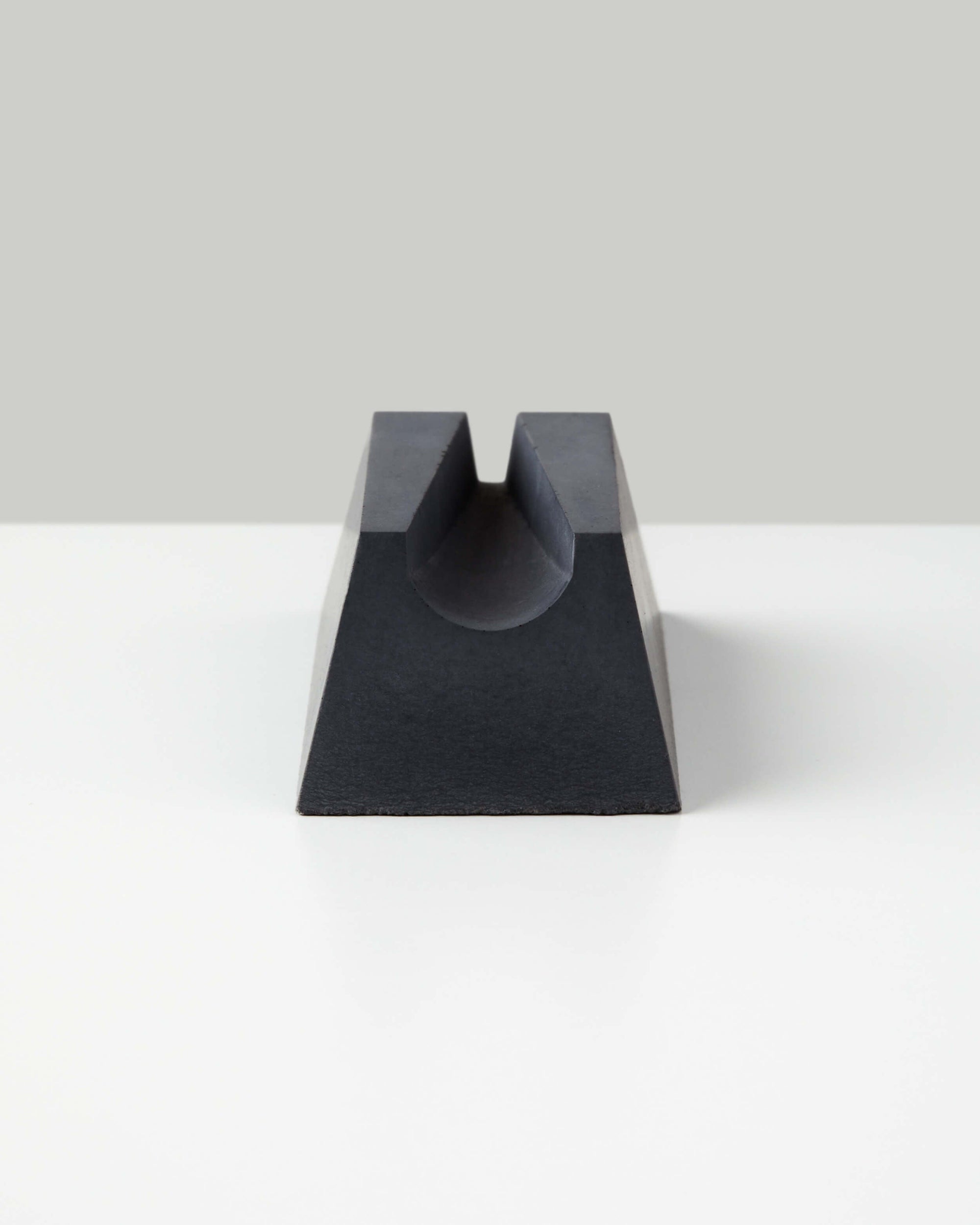 Desk Knife Plinth
