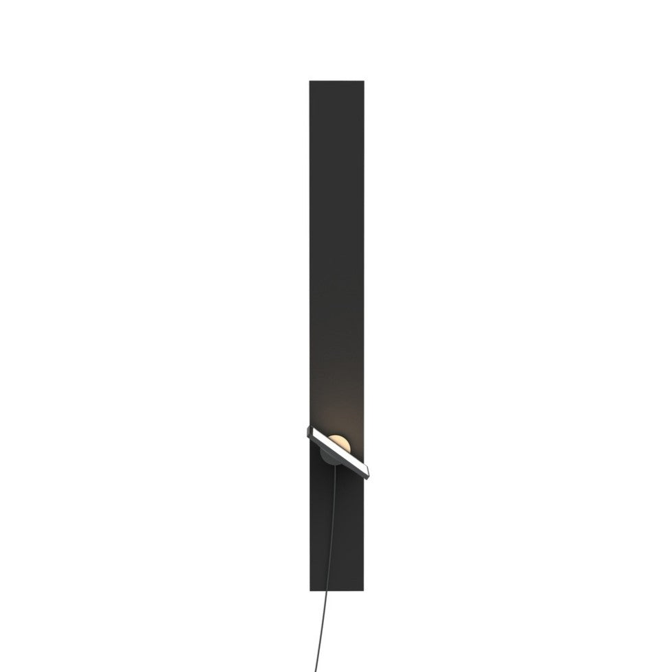 Piazza Linear Magnetic Wall Lamp