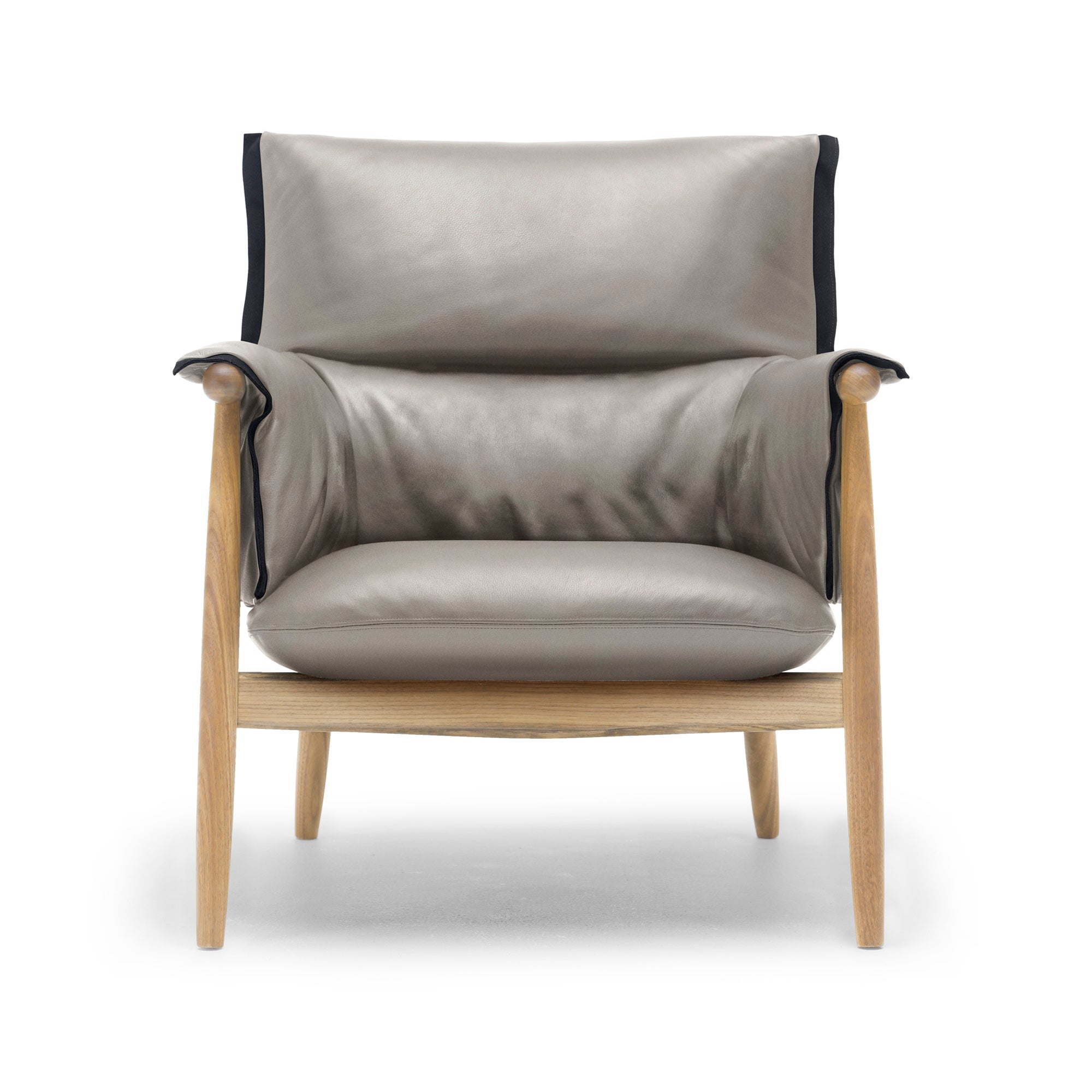 E015 Embrace Lounge Chair