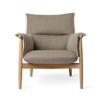 E015 Embrace Lounge Chair