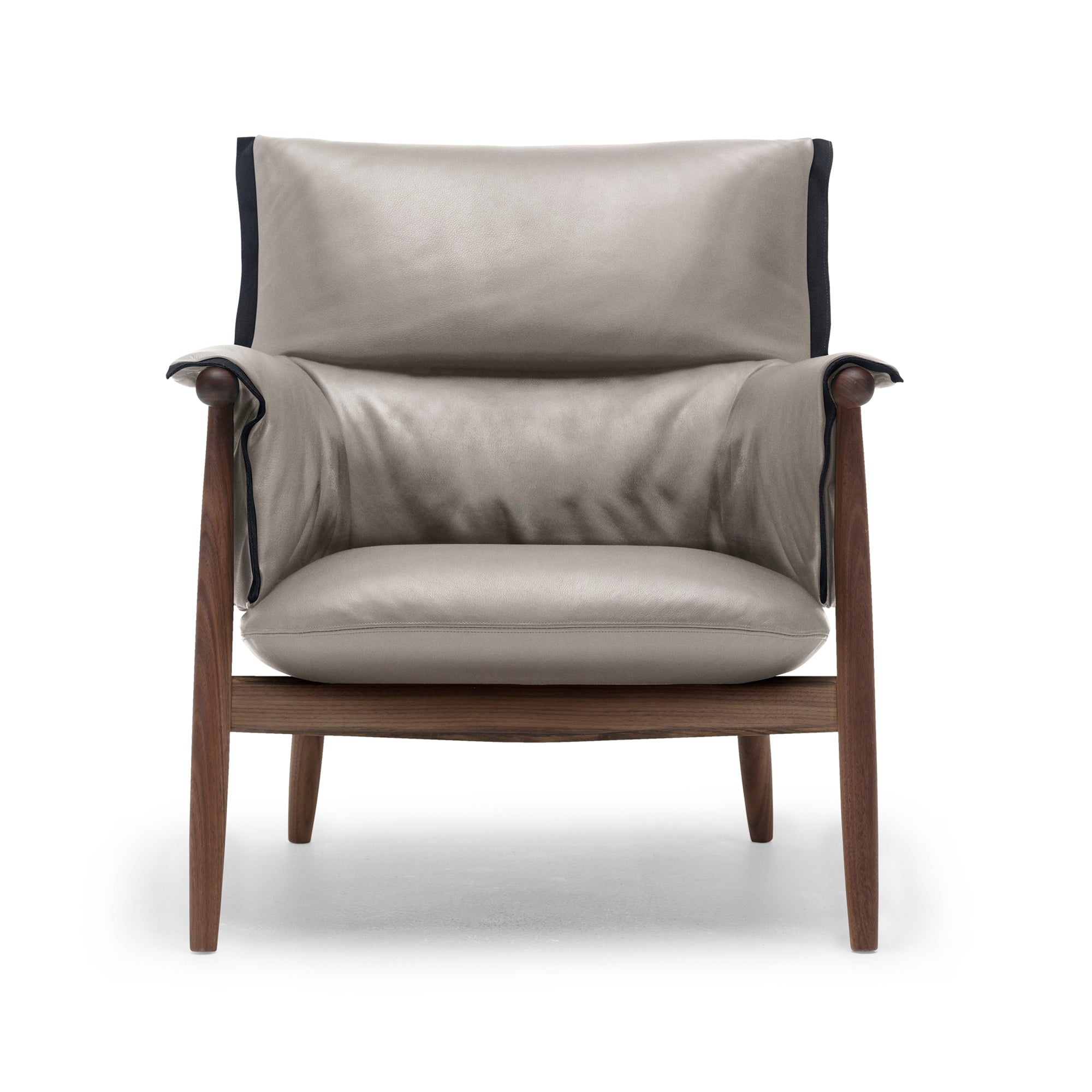 E015 Embrace Lounge Chair