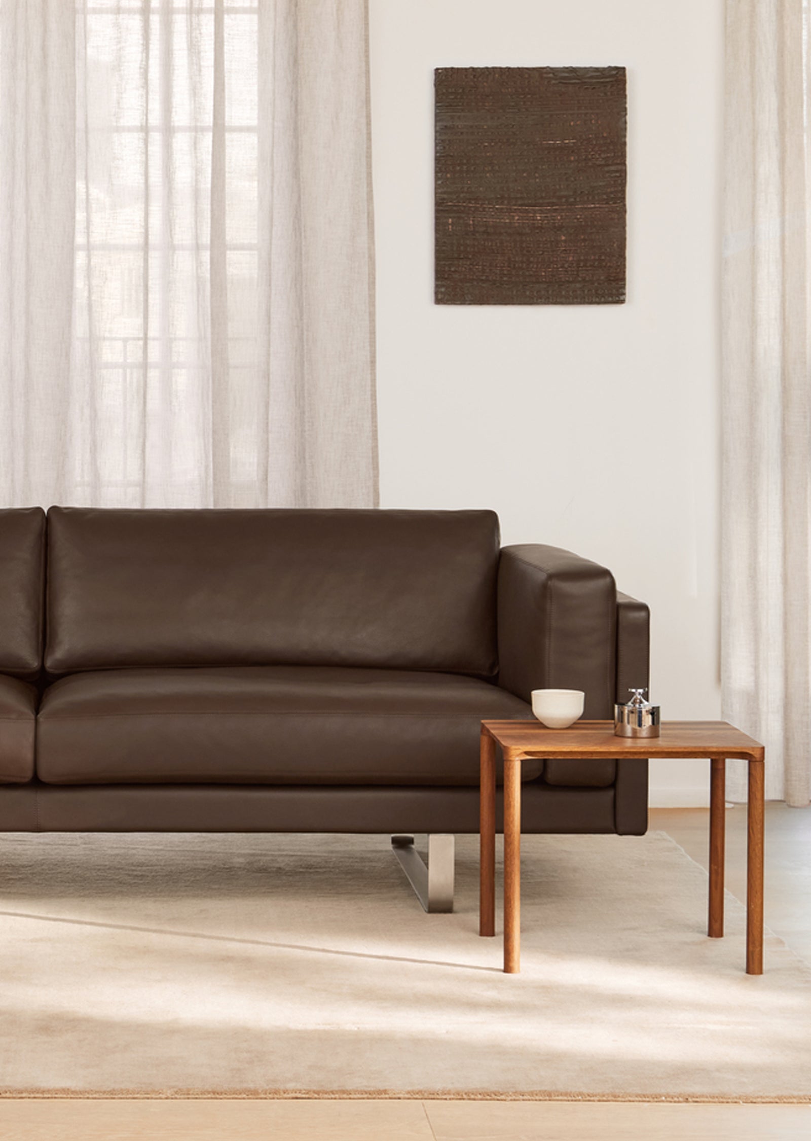 Piloti Side Table  — Medium