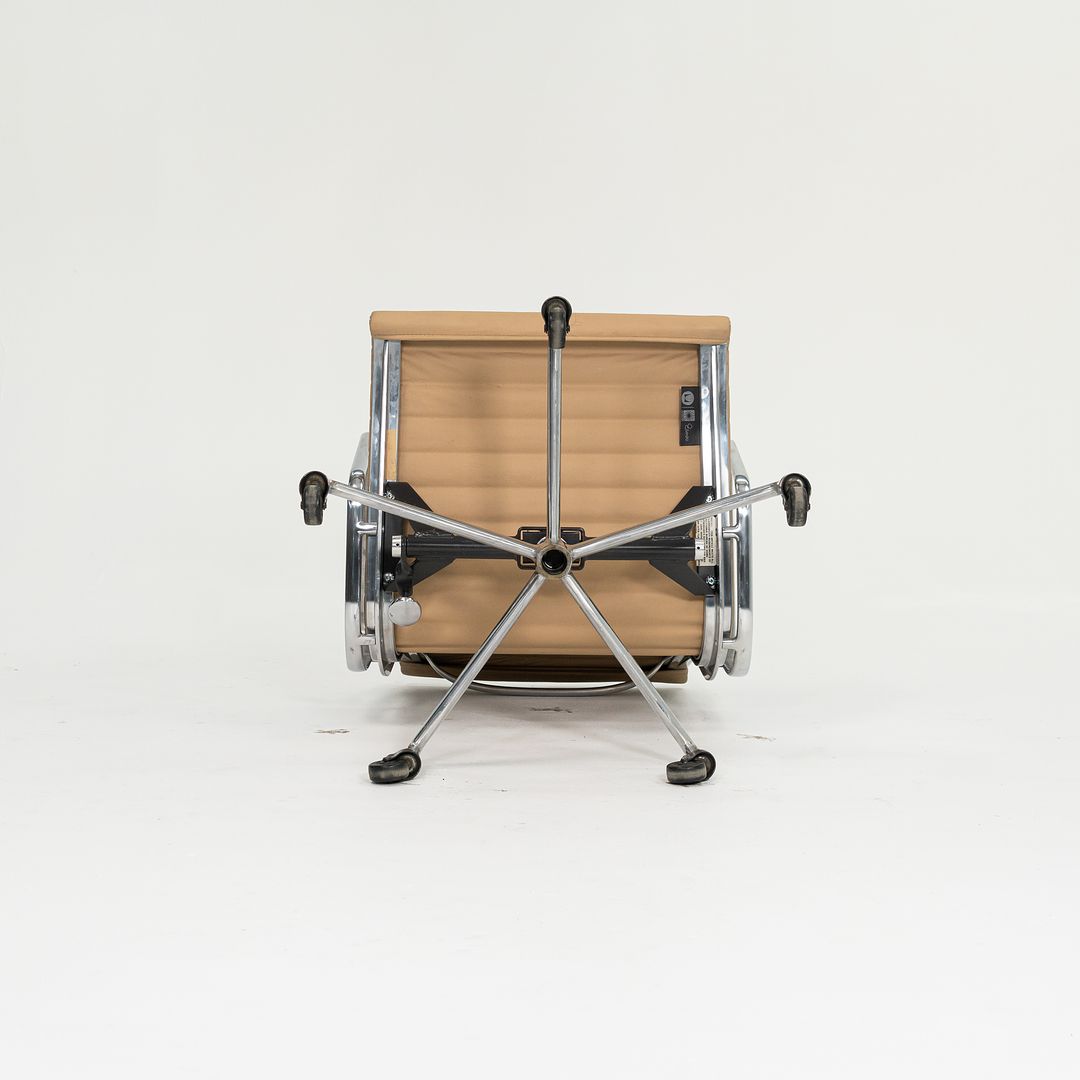 Eames Aluminum Group Management Desk Chair