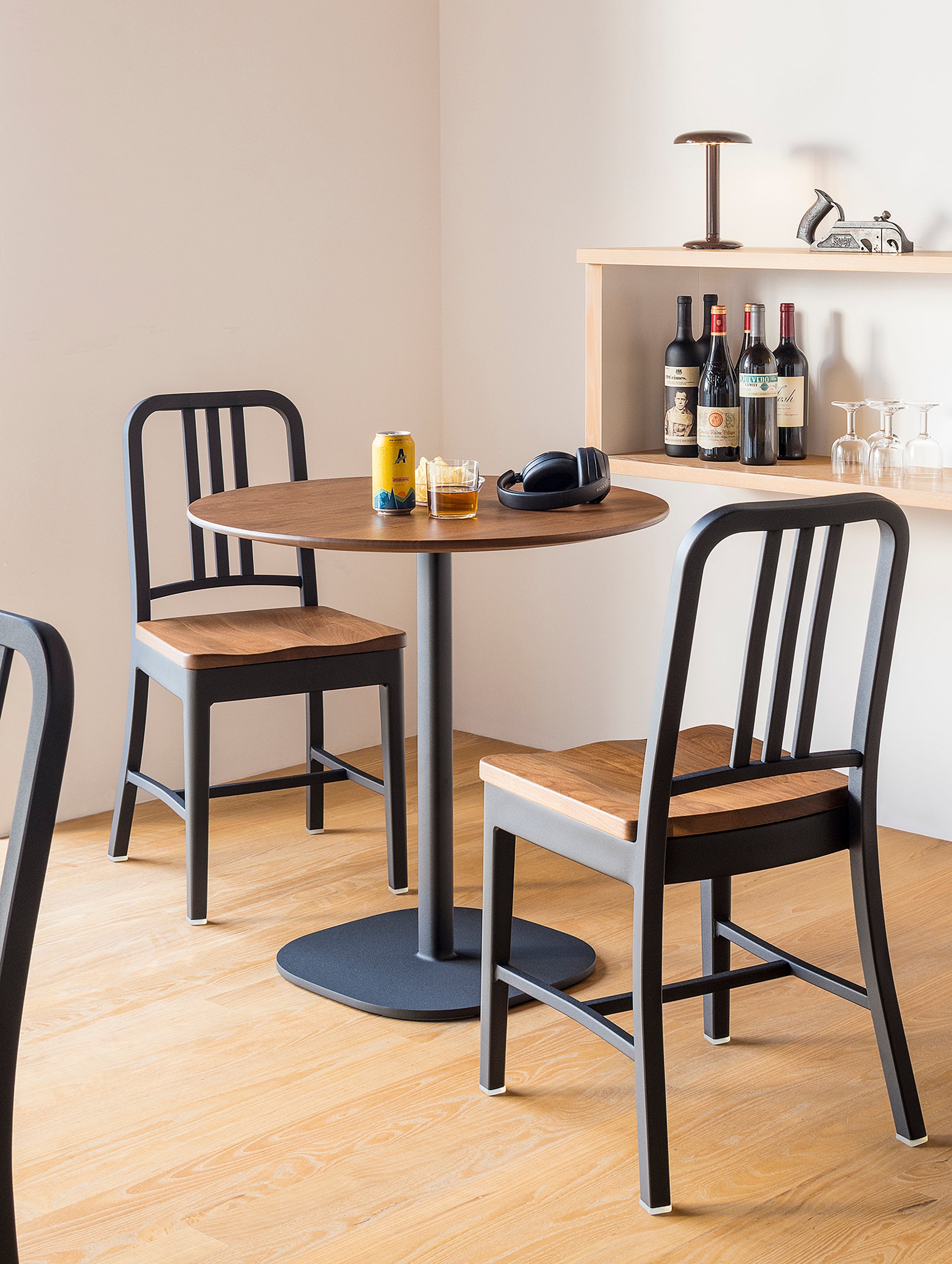 1104 Navy Chair