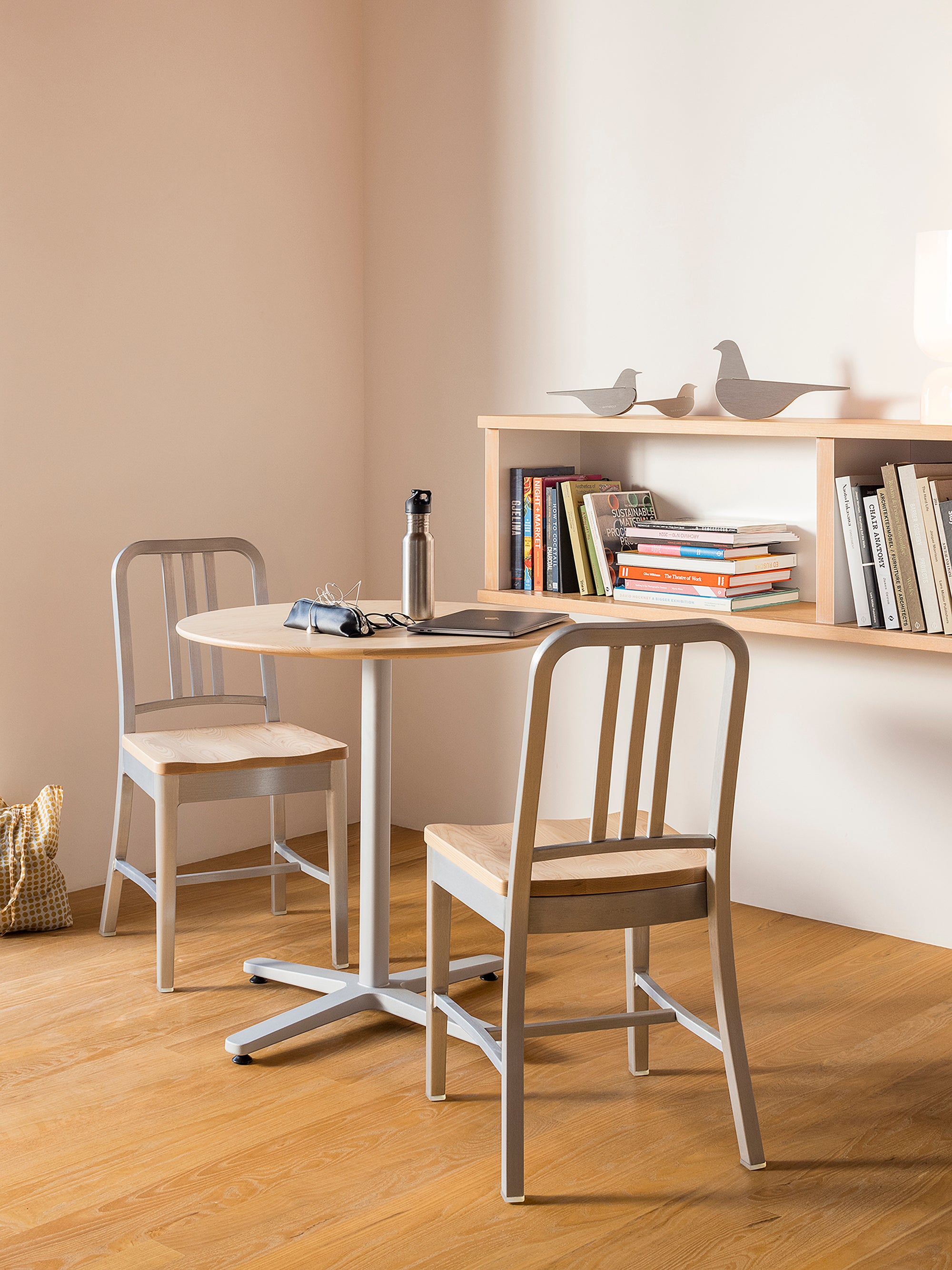 1104 Navy Chair