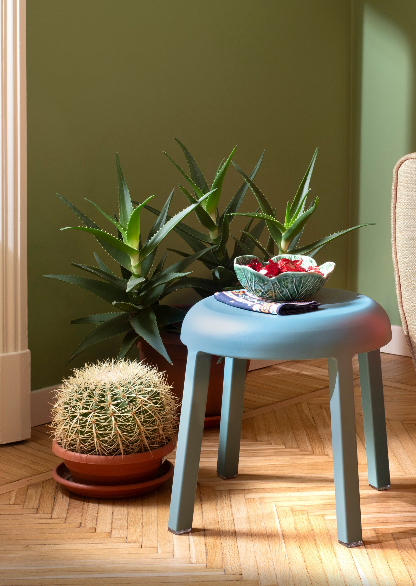 Za Bar and Counter Stool