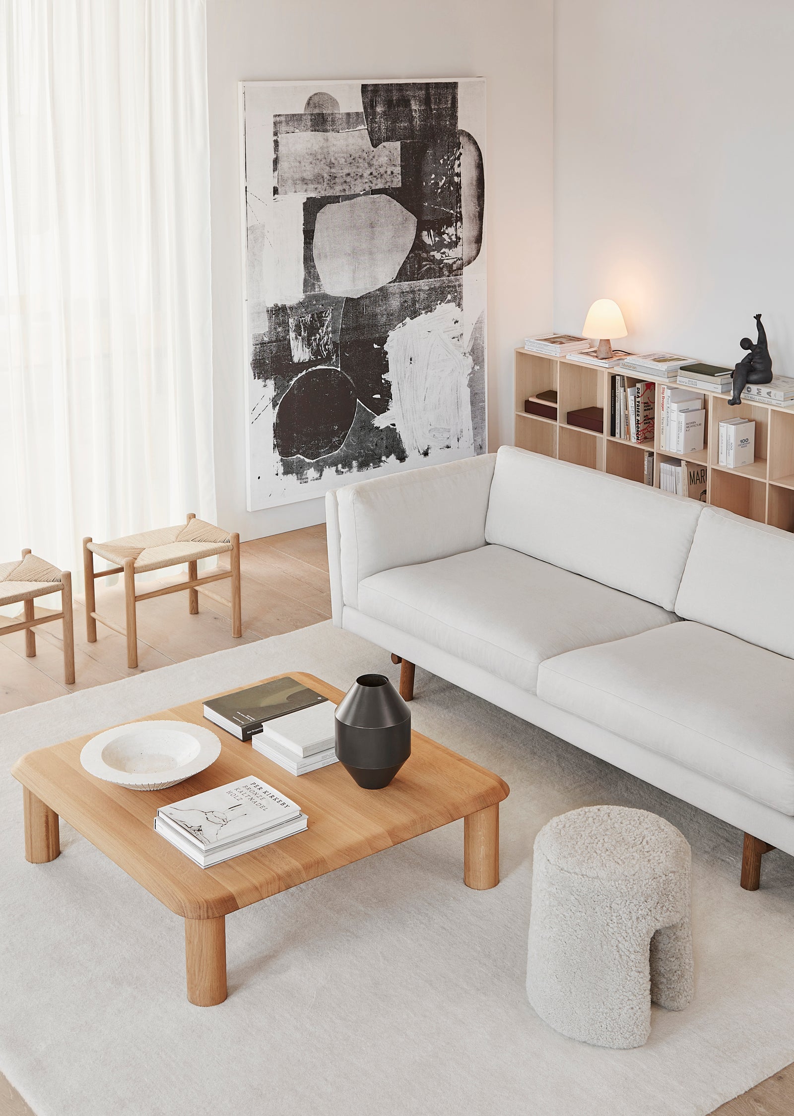 Wegner J16 Footstool