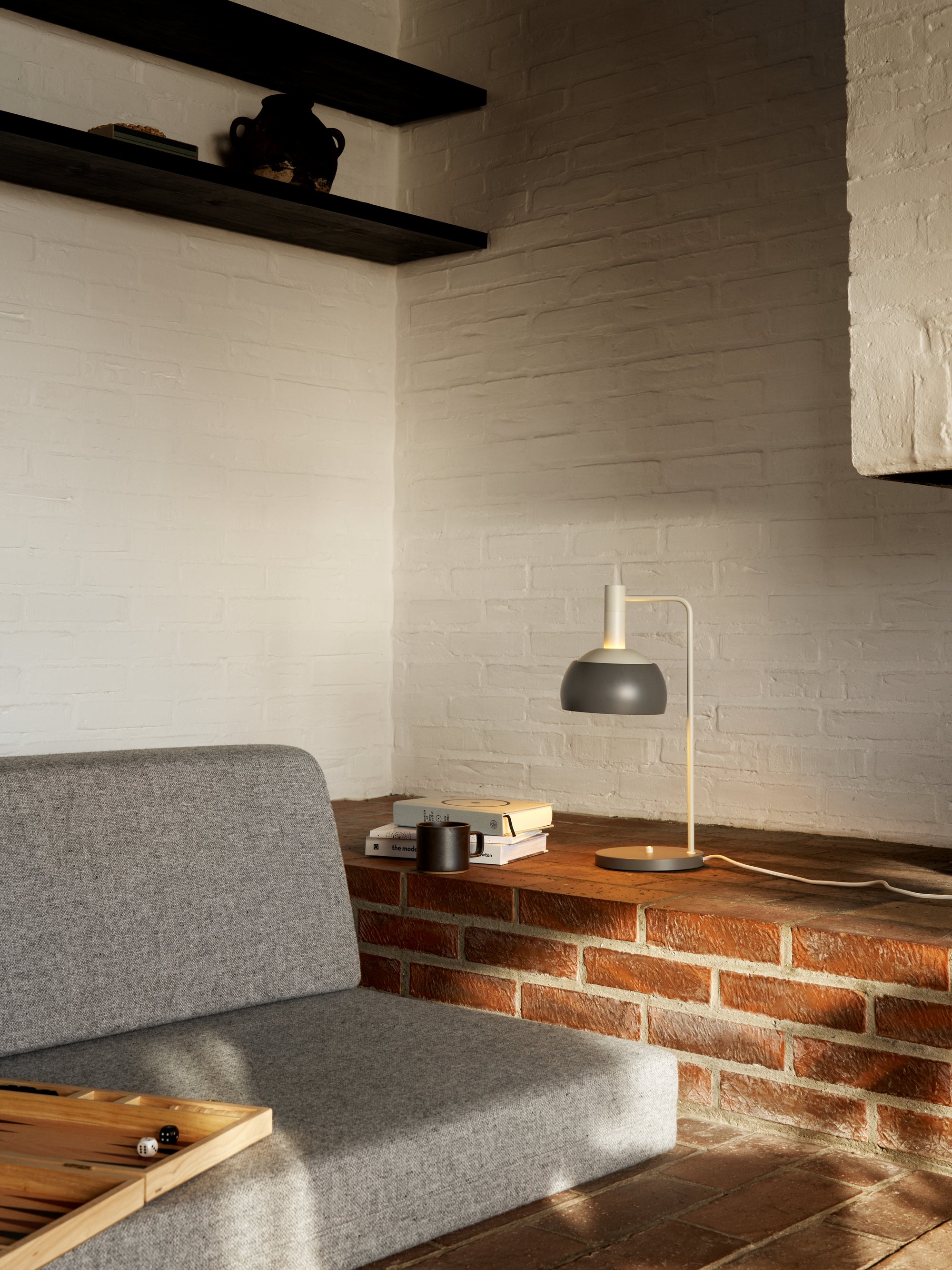 FJ Elements Table Lamp