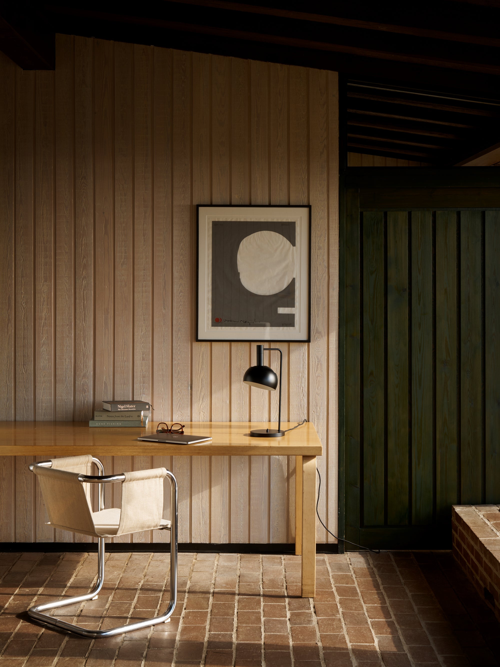FJ Elements Table Lamp