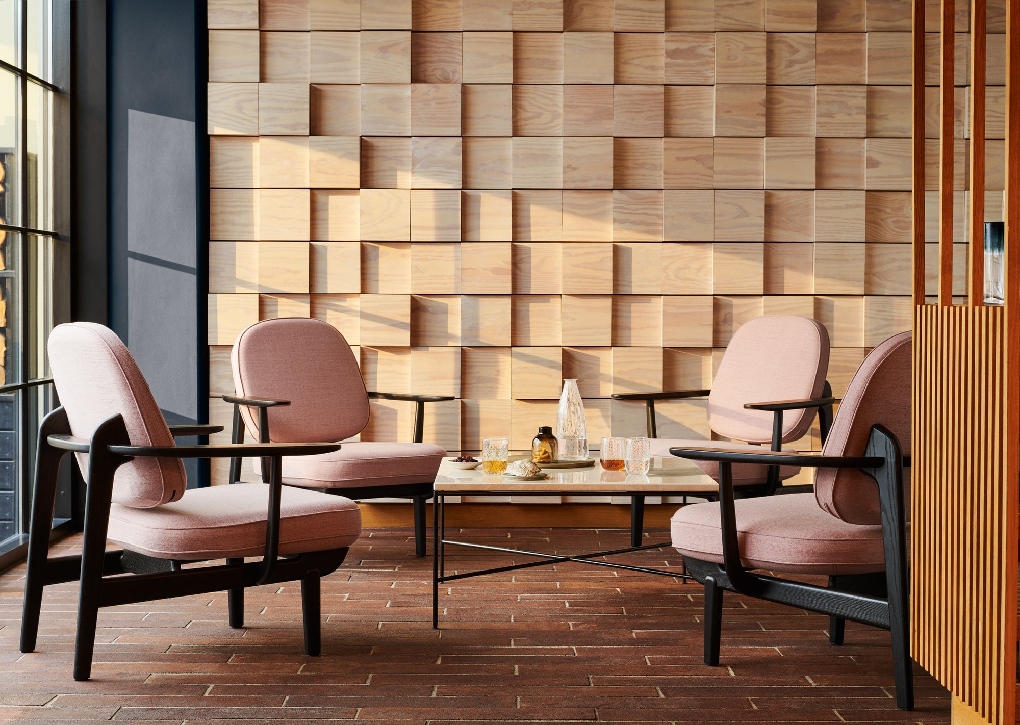 Fred Lounge Chair