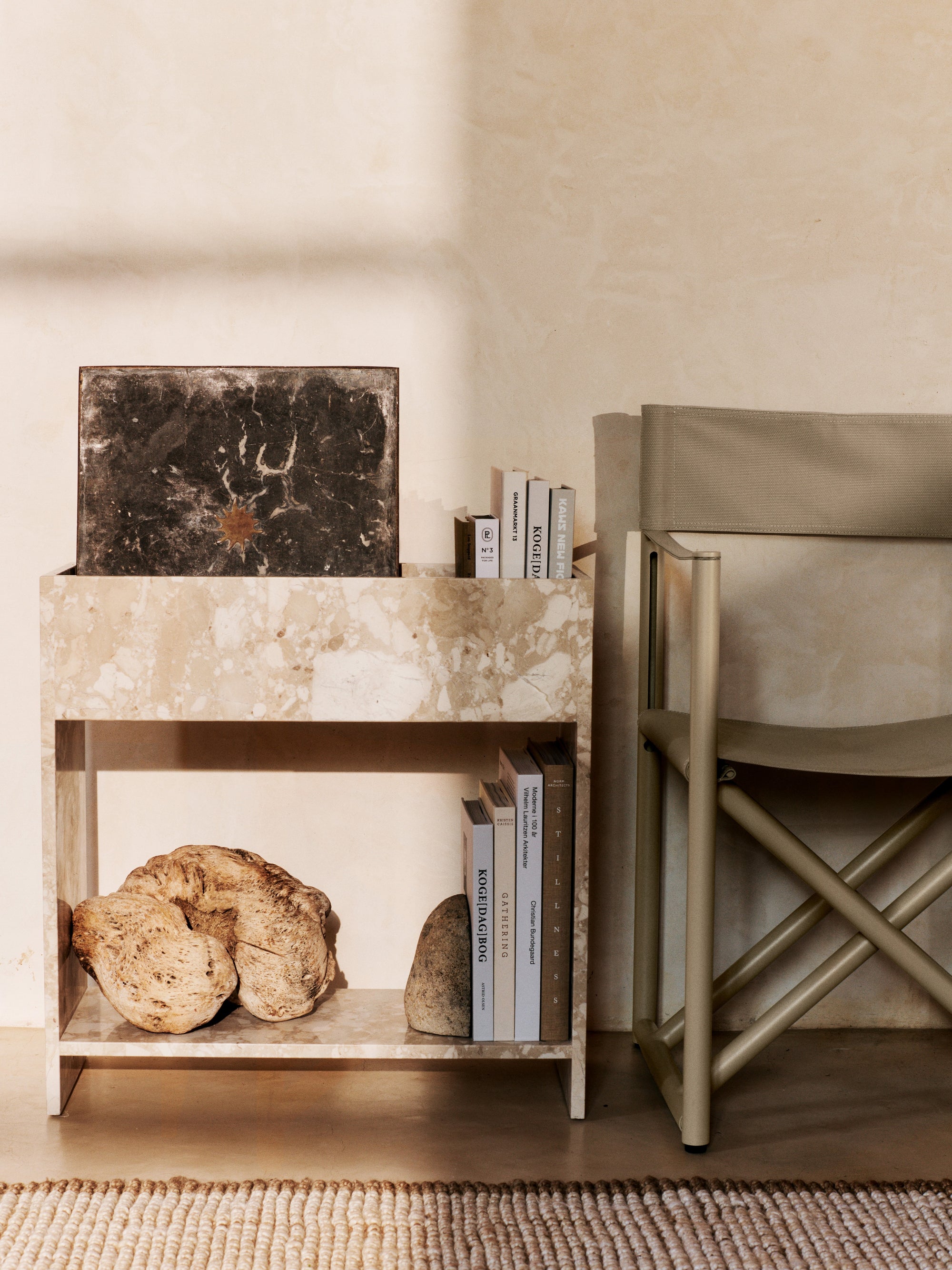 Voya Folding Chair