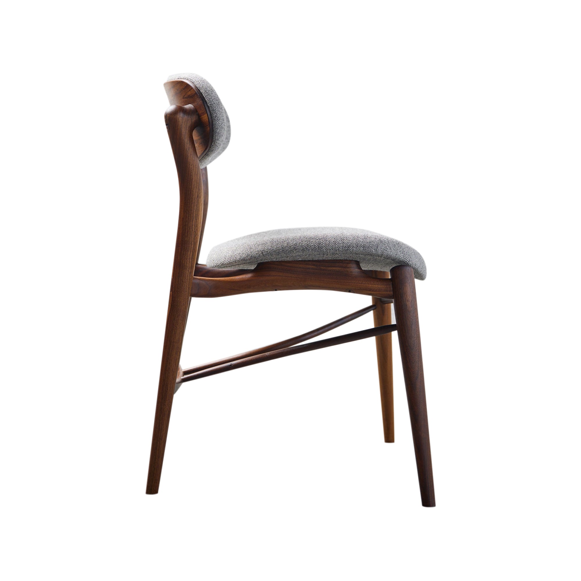 Fjoon Chair