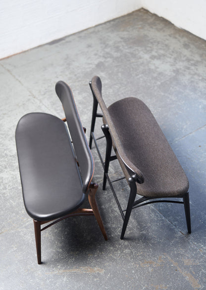 Fjoon Settee