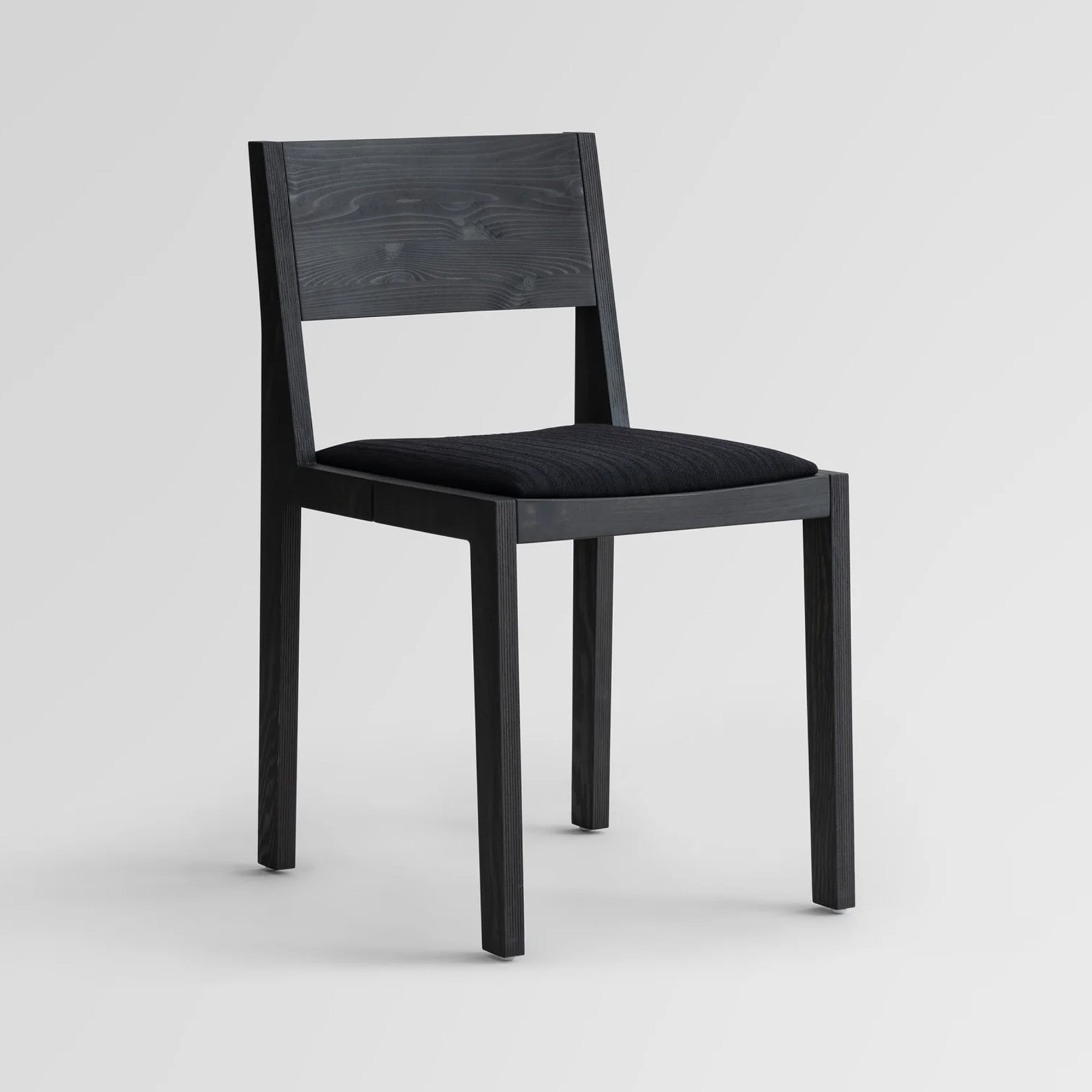 016 Maasto Dining Chair — Upholstered Seat