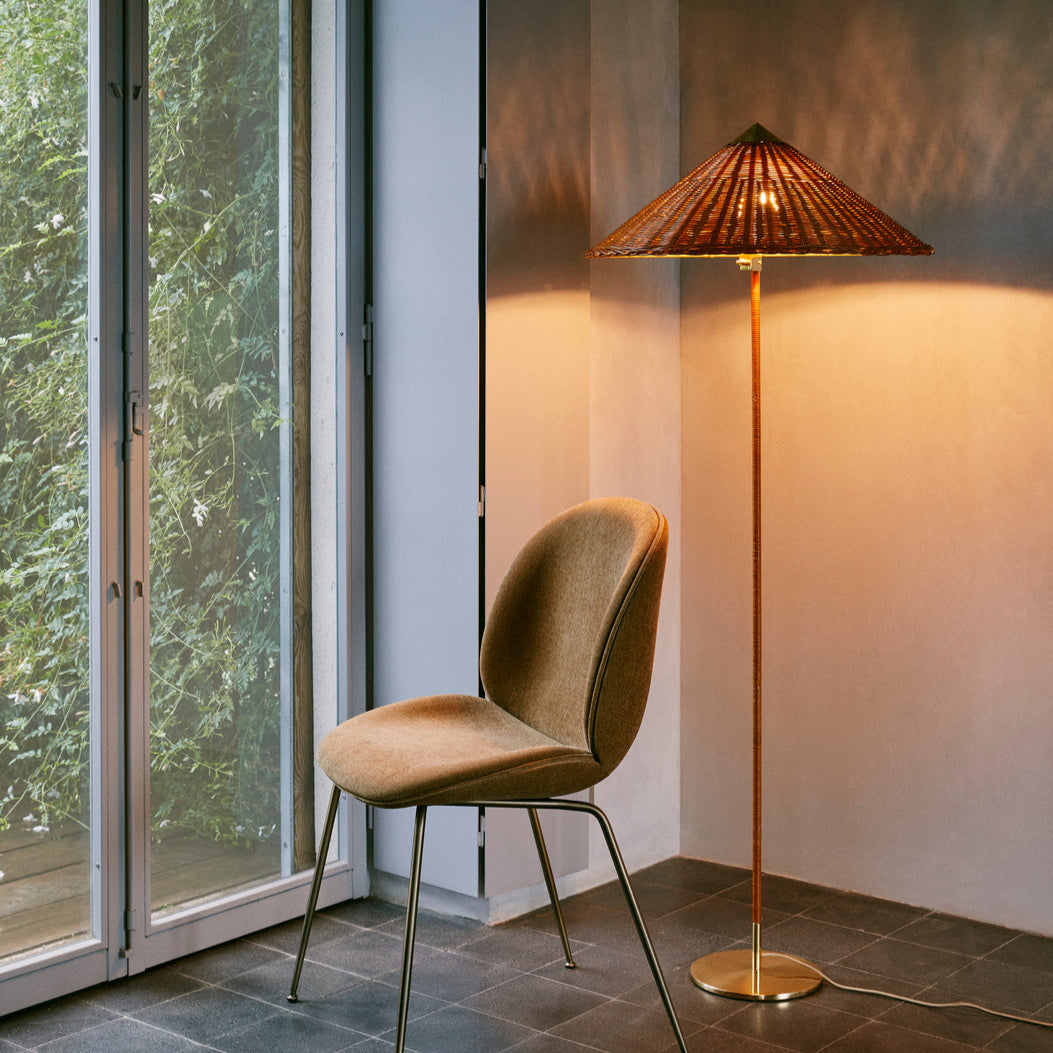 9602 Floor Lamp