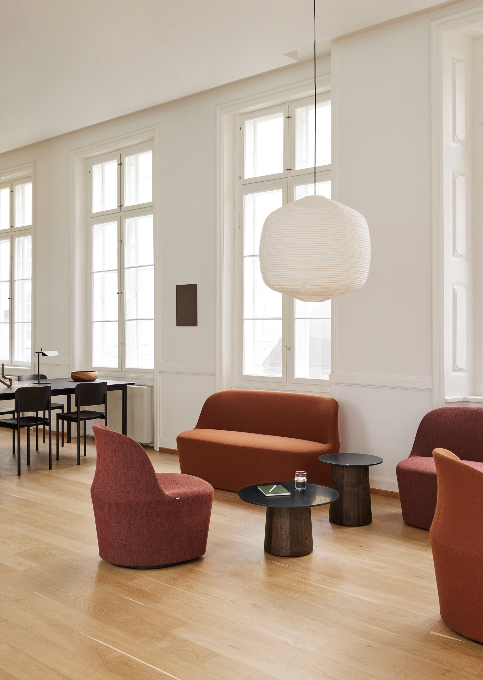 Gomo Sofa — 2-Seater