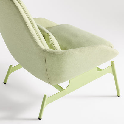 Field Lounge Chair