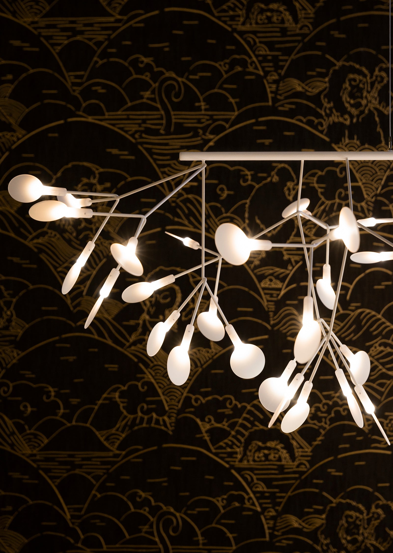 Heracleum III Suspension Lamp — Linear