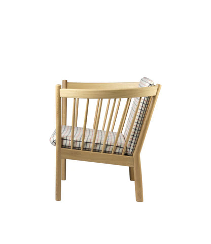 J146 Armchair — Nature Lacquered Oak / Red