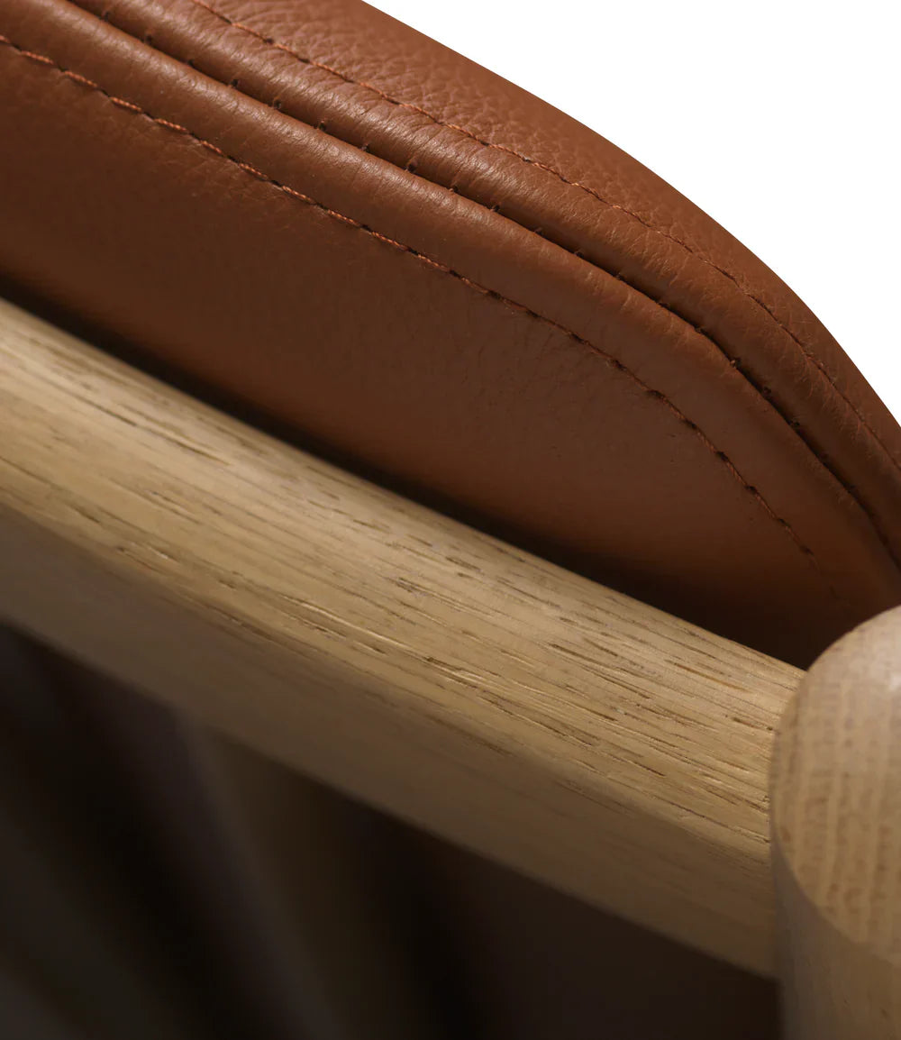 J147 Armchair — Nature Lacquered Oak/Cognac Leather