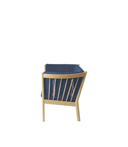 J148 2-Person Sofa — Nature Lacquered Oak/Dark Blue