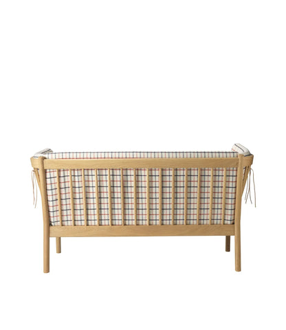 J148 2-Person Sofa — Nature Lacquered Oak/Red Wool