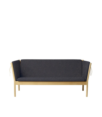 J149 3-Person Sofa — Nature Lacquered Oak/Dark Grey