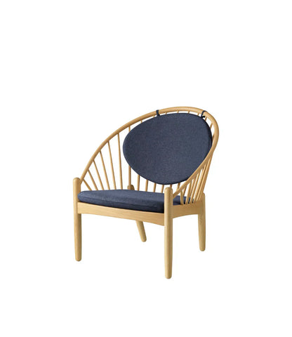 J166 Jørna Chair — Nature Lacquered Oak/Dark Blue