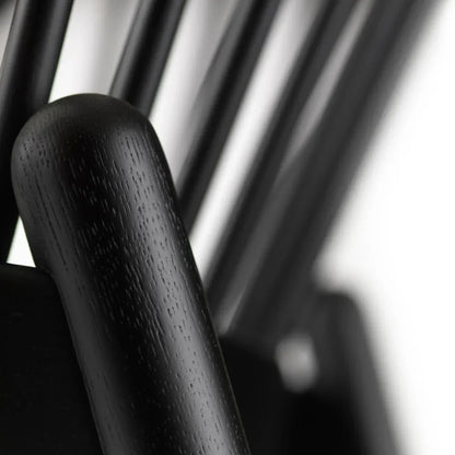 J166 Jørna Chair — Jet Black Oak/Beige