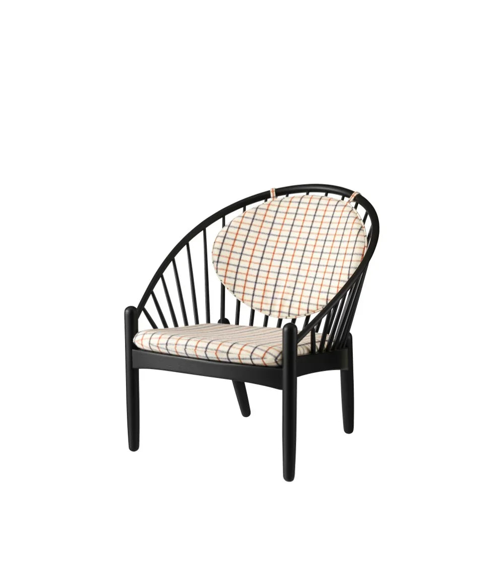 J166 Jørna Chair — Jet Black Oak/Red