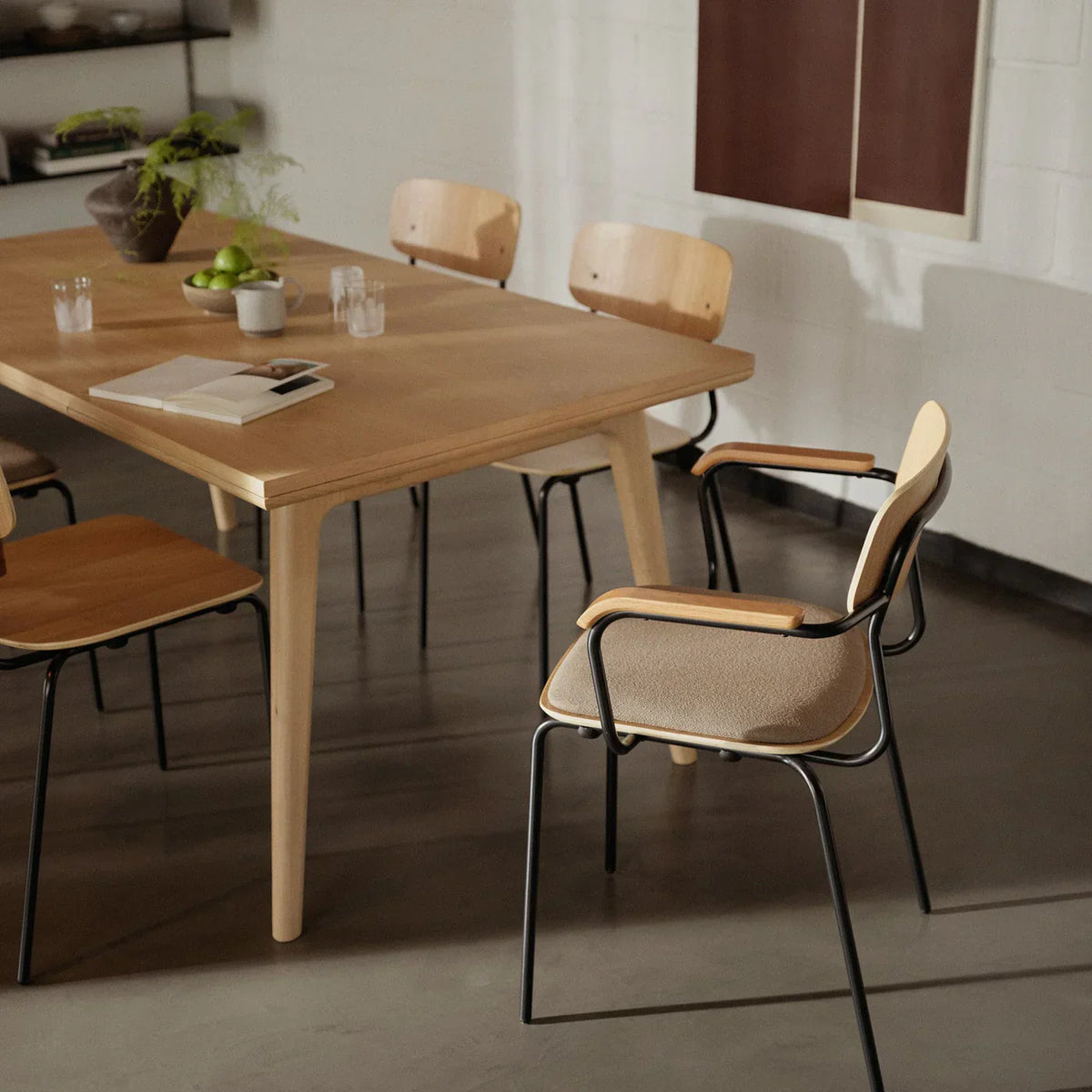 J183 Holmen Stackable Armchair — Steel Black/Taupe
