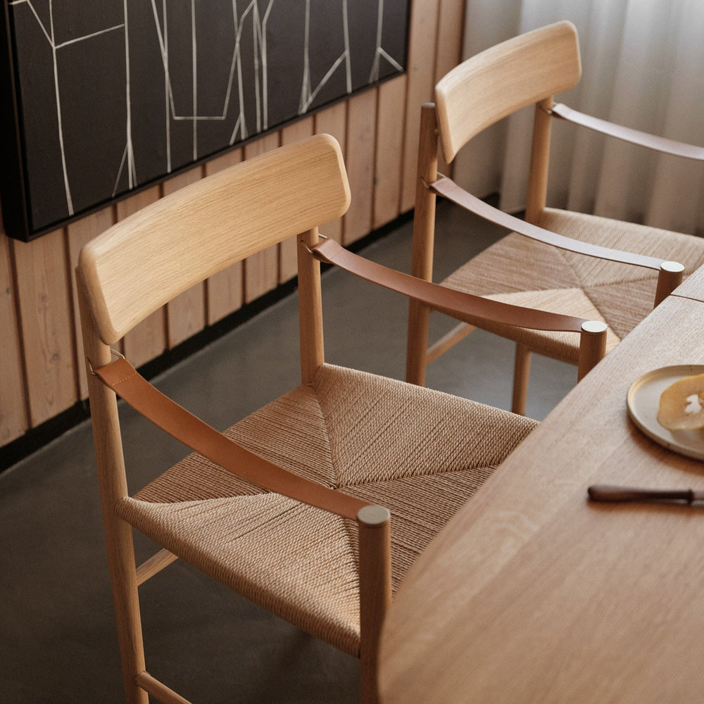 J186 Hesbjerg Chair — Nature Oiled Oak/Nature Paper Cord