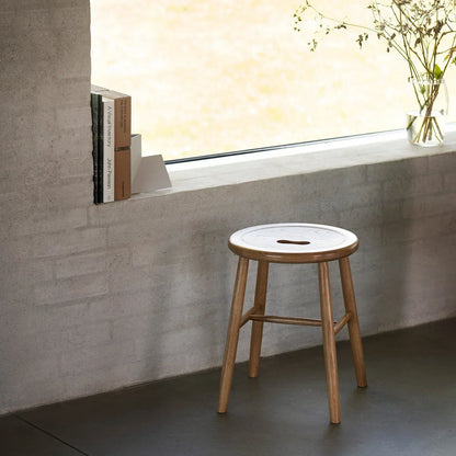 J27 Stool — Nature Oak