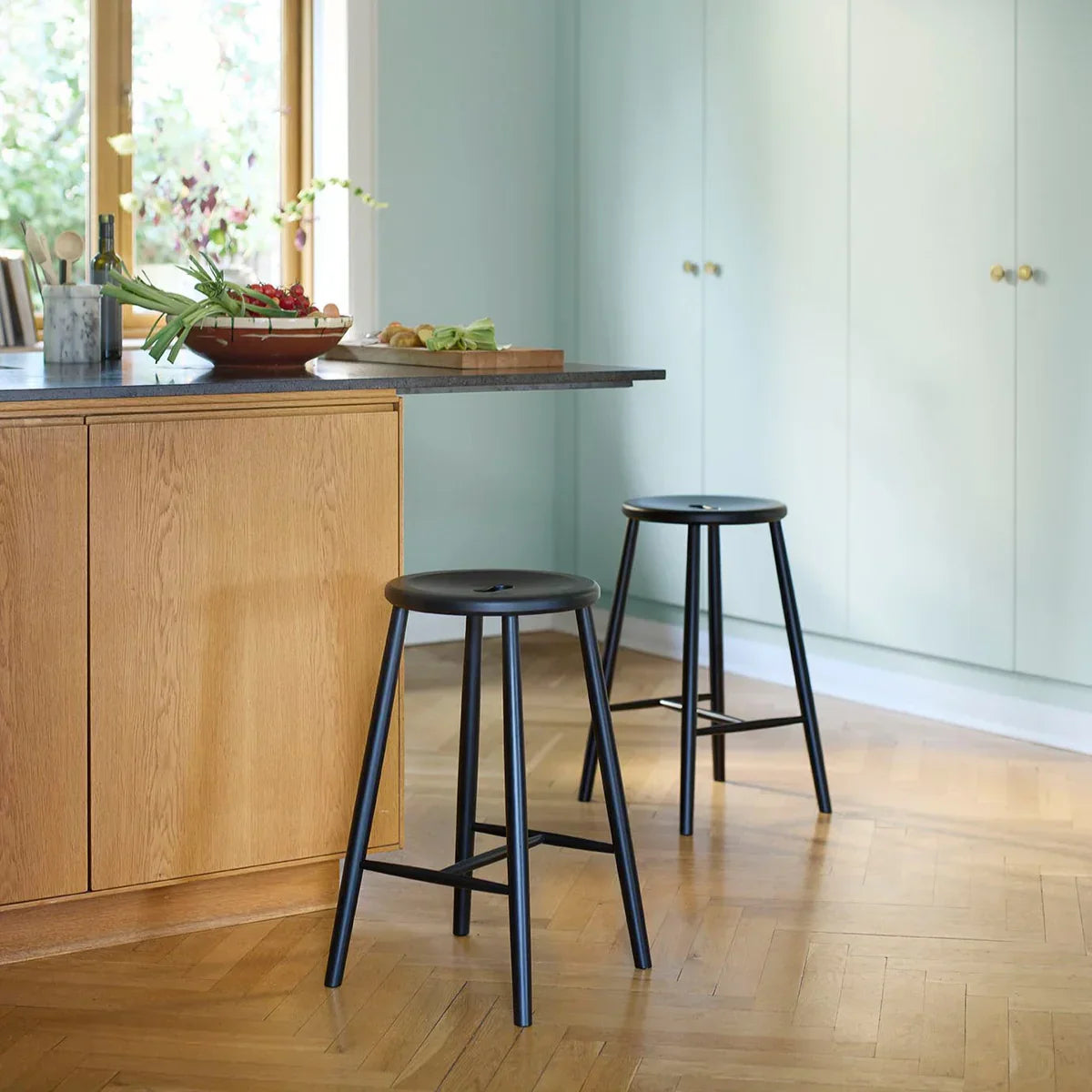 J27C Counter Stool — Beech — Jet Black