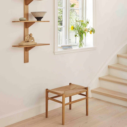 J83 Stool — Nature Lacquered Oak