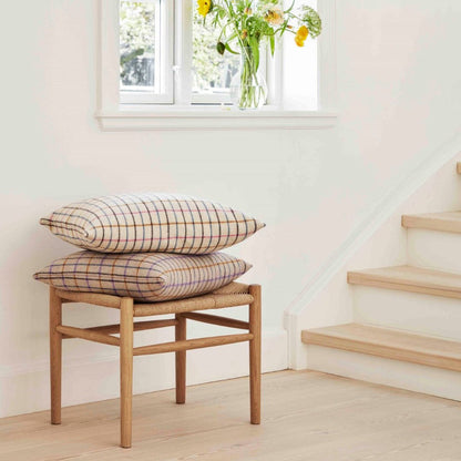 J83 Stool — Nature Lacquered Oak