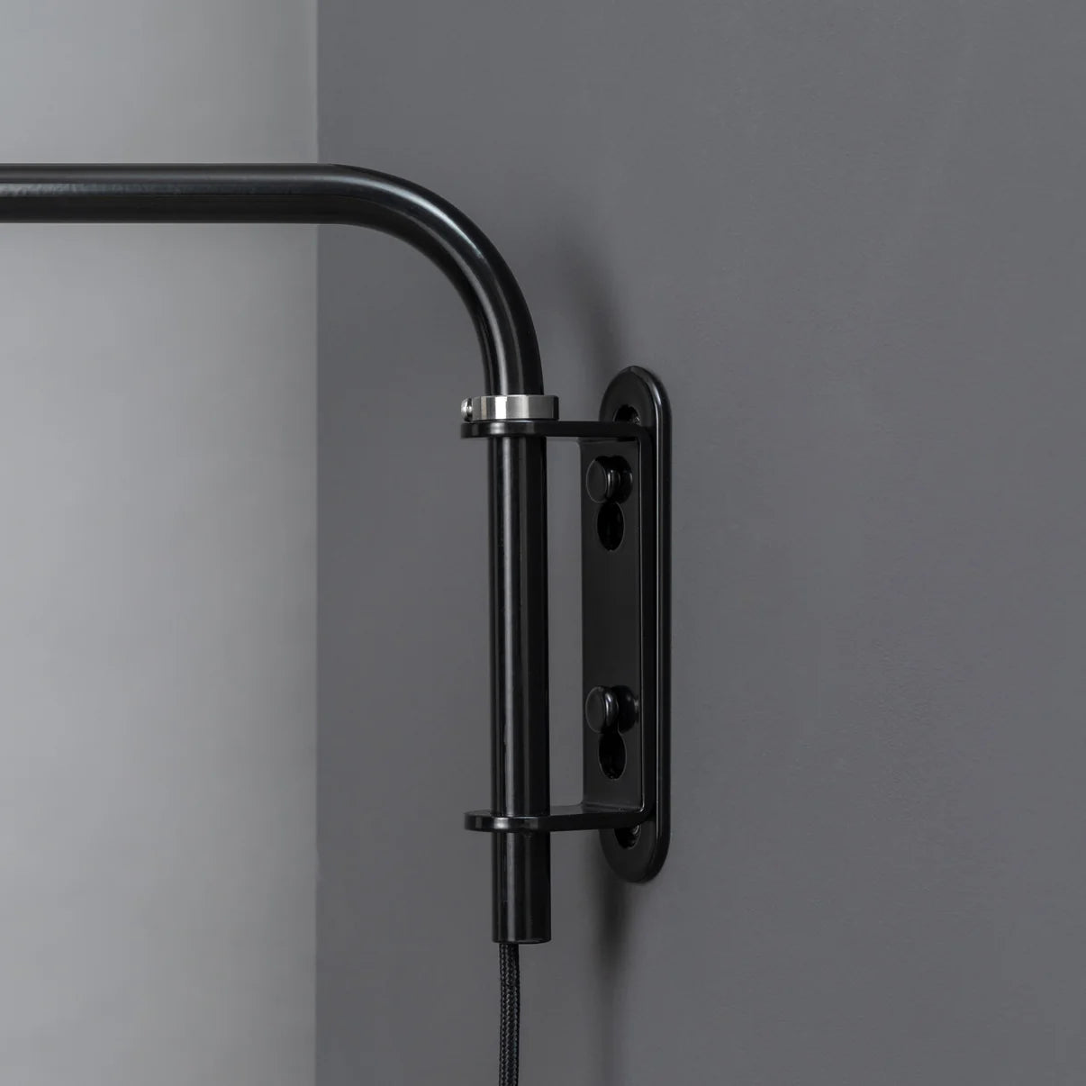 K830 Wall Lamp