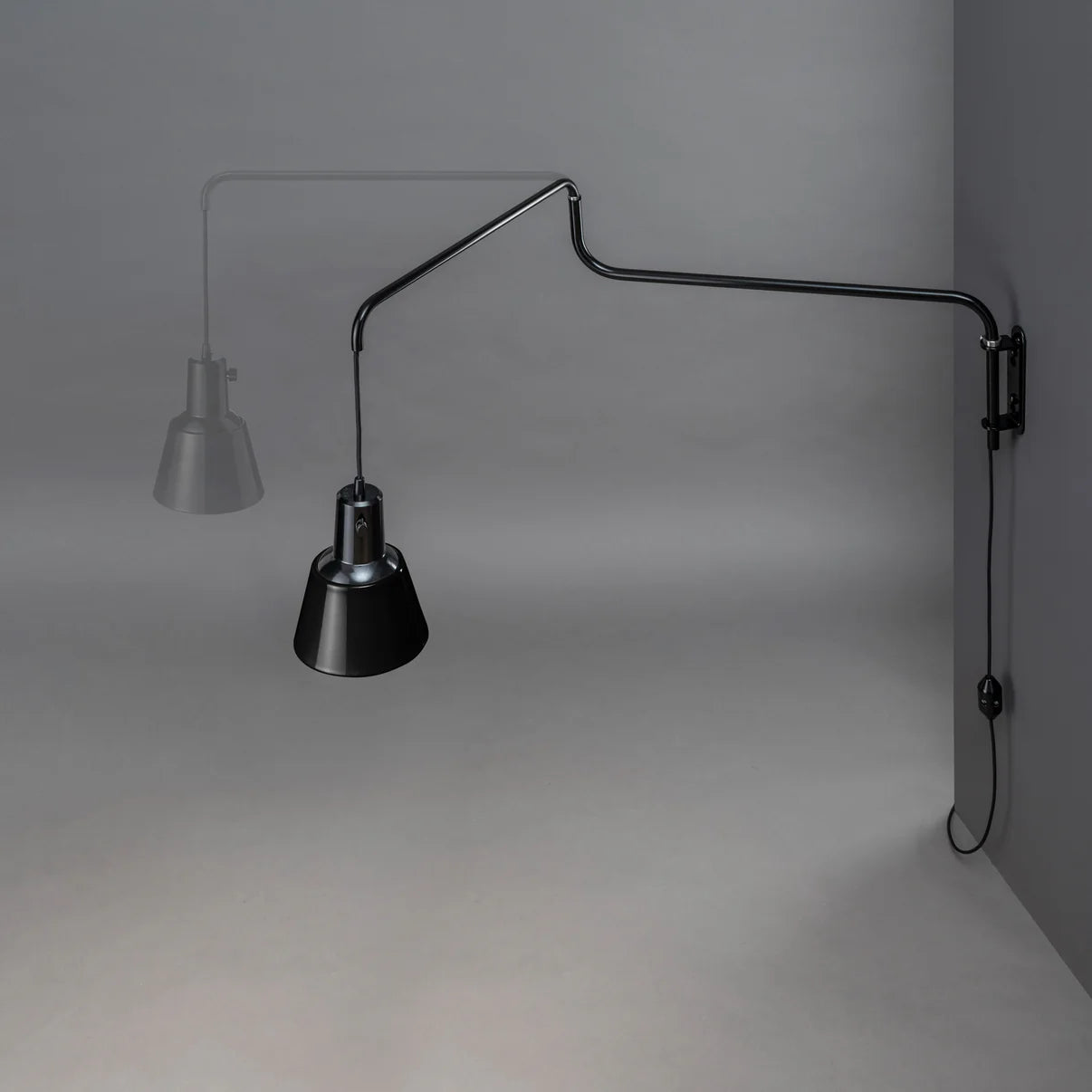 K830 Wall Lamp