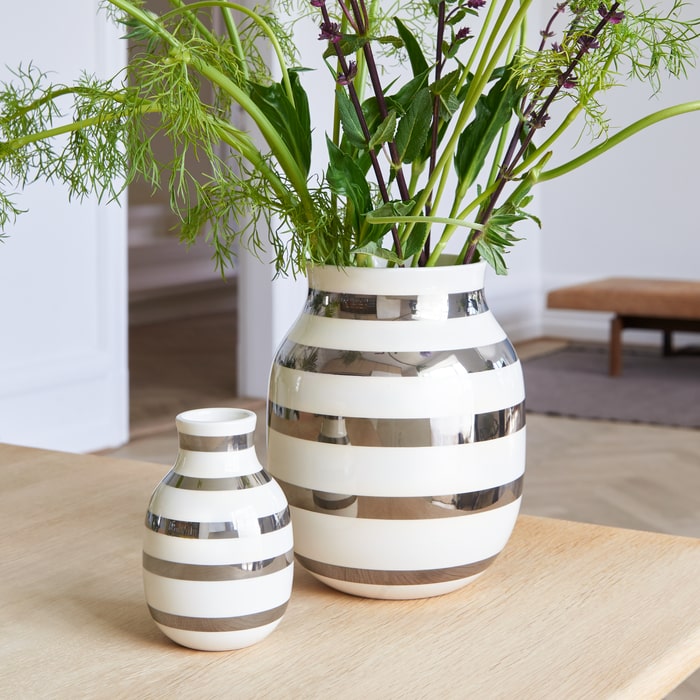 Kähler Omaggio Vase — Silver 7.9"