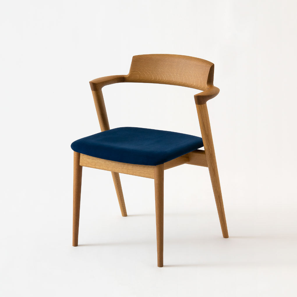 Seoto Semi Armchair — Upholstered Seat