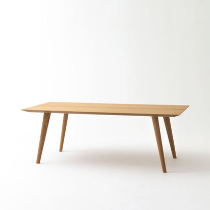 Kumahida Dining Table