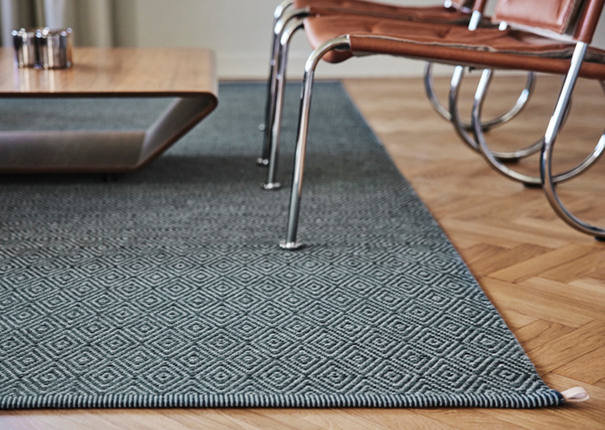 Goose Eye XL Icon Rug