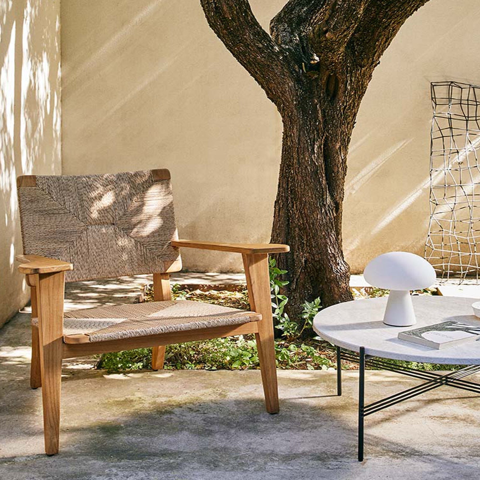 F-Chair Lounge Chair — Outdoor