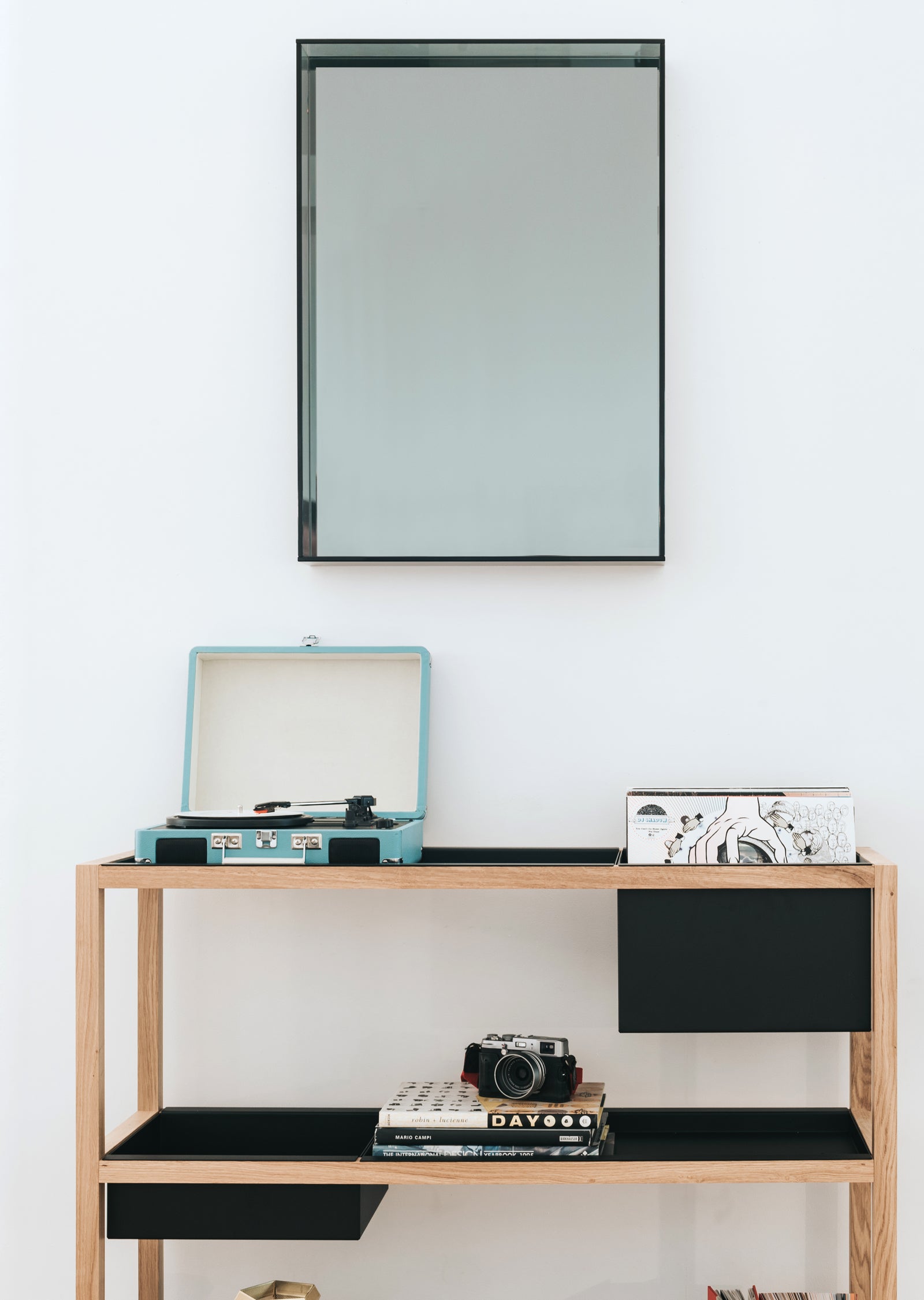 Lucent Mirror