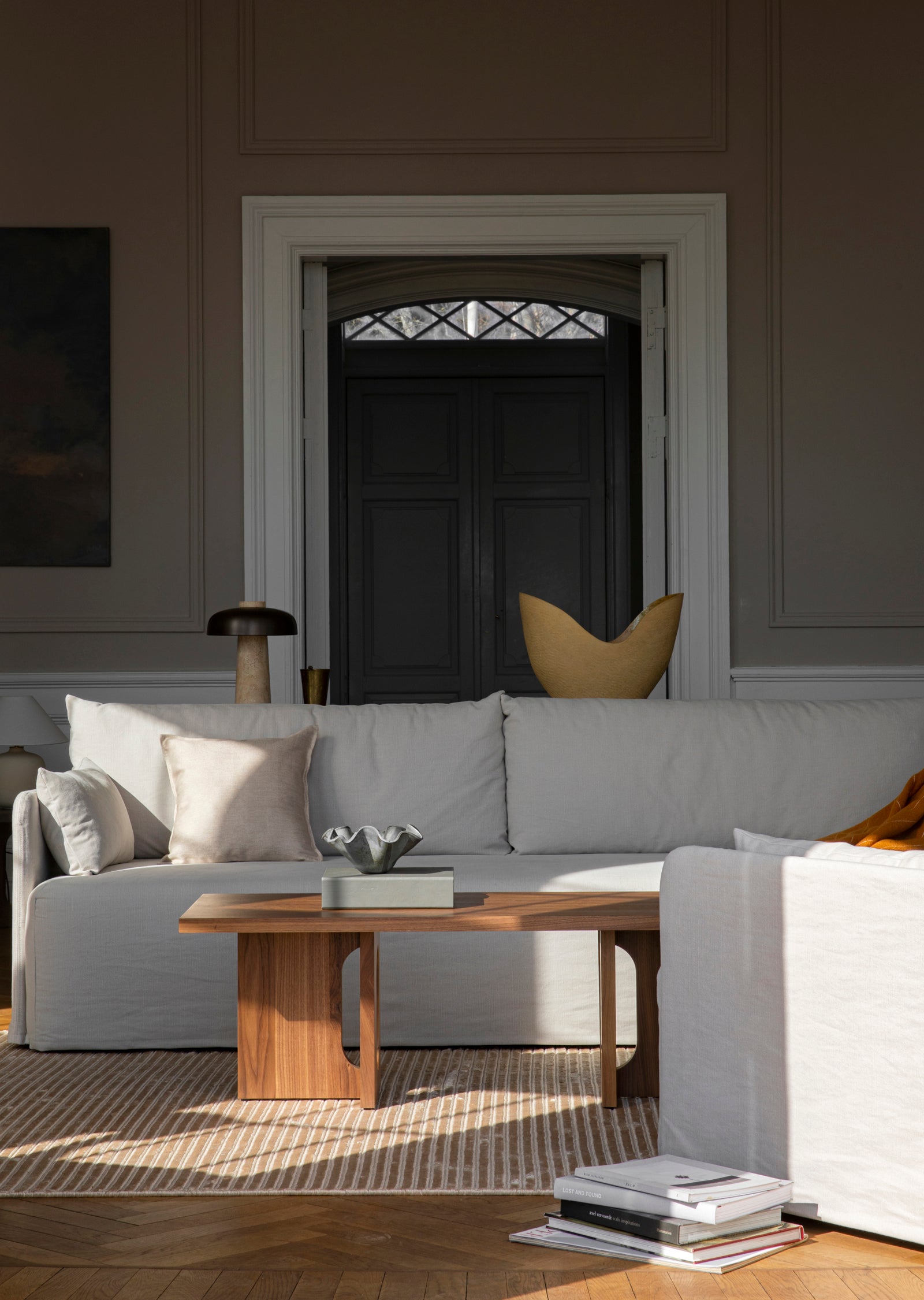 Androgyne Lounge Table