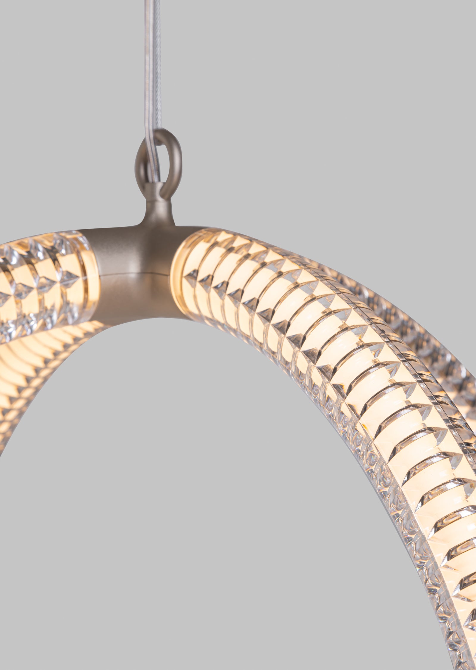 Luminora Pendant Light